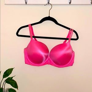 Victoria’s Secret deep V very sexy push-up bra